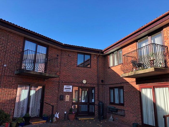 1 Bedroom Retirement Property For Sale In Chancery Court, Downs Avenue, Dartford, DA1