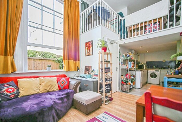 1 Bedroom Apartment To Rent In Malden Road, Cheltenham, Gloucestershire, GL52