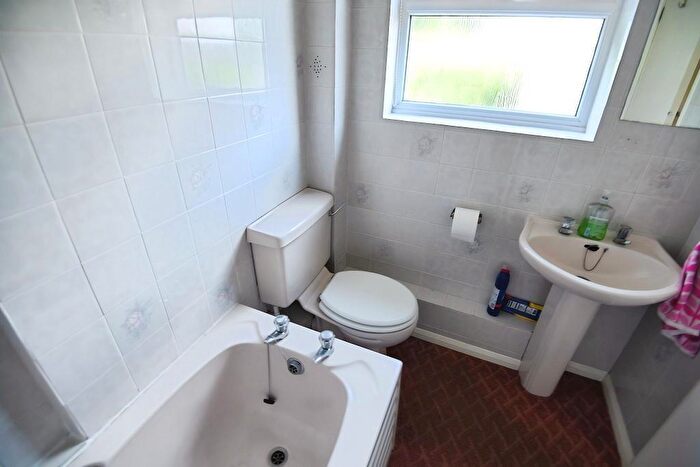3 Bedroom End Of Terrace House For Sale In Summerfield Close, Wisbech, Cambridgeshire, PE13