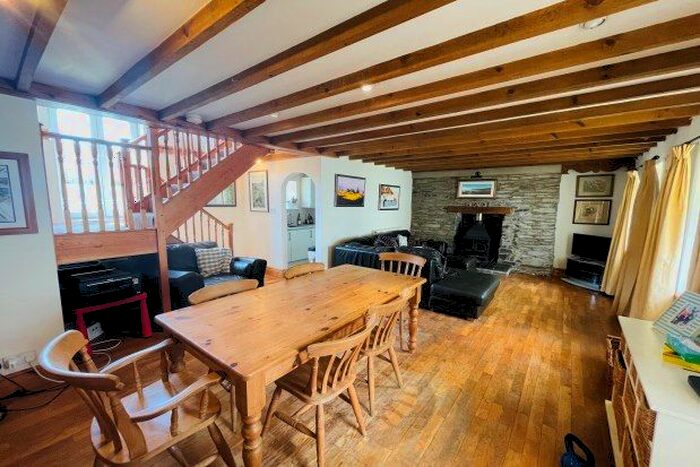 3 Bedroom Property To Rent In Ebens Lane, Cardigan, SA43