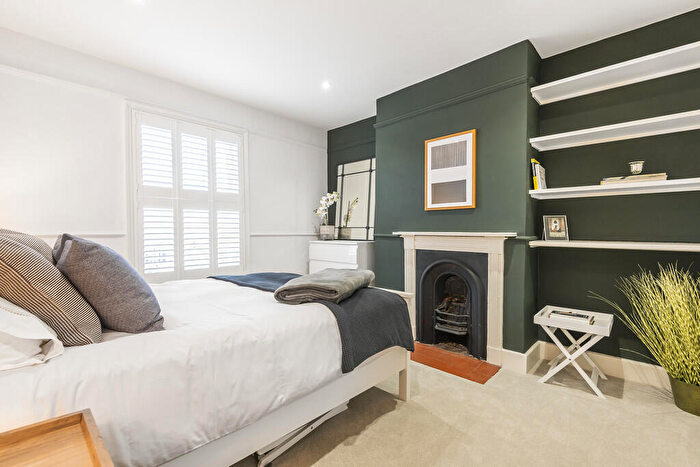 1 Bedroom Apartment To Rent In Quarry Street, Guildford, GU1