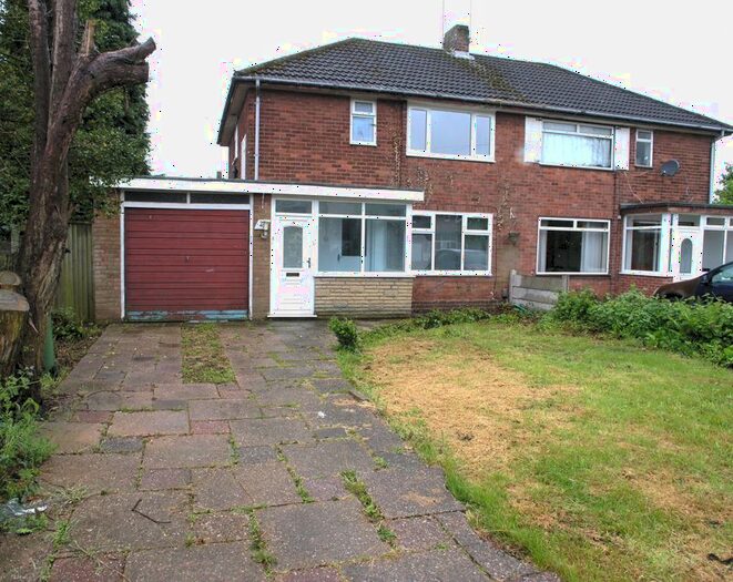 3 Bedroom Semi-Detached House To Rent In Longdon Avenue, Wolverhampton, WV4