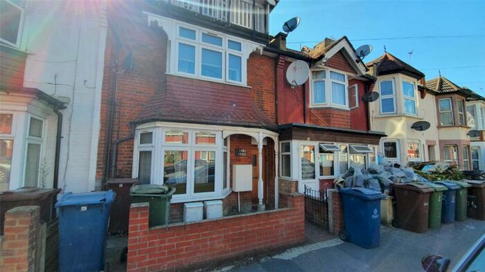 2 Bedroom Apartment To Rent In St. Kildas Road, Harrow, HA1