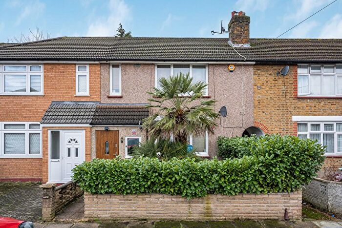 3 Bedroom Property For Sale In Montagu Crescent, London, N18