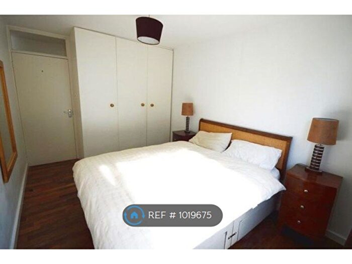 1 Bedroom Flat To Rent In Little Venice, London, W9
