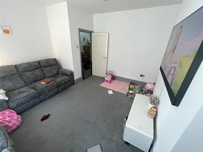 3 Bedroom Apartment To Rent In Mount Pleasant, Waterloo, Liverpool, Merseyside, L22