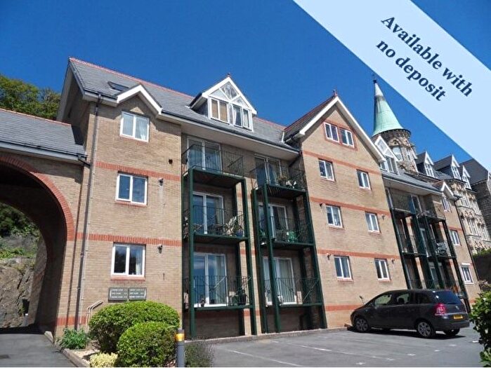 1 Bedroom Flat To Rent In Crawshay Court, Langland, Swansea, SA3