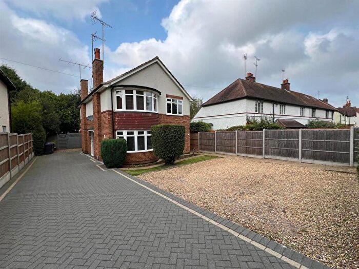 2 Bedroom Apartment For Sale In London Road, Knebworth, SG3