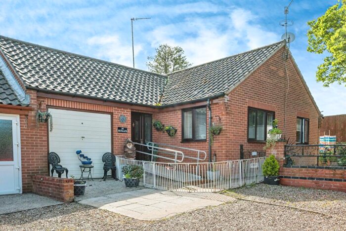 3 Bedroom Bungalow For Sale In Mundesley Road, North Walsham, NR28