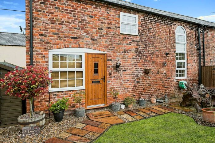 2 Bedroom Character Property For Sale In Wervin Road, Wervin, Chester, CH2