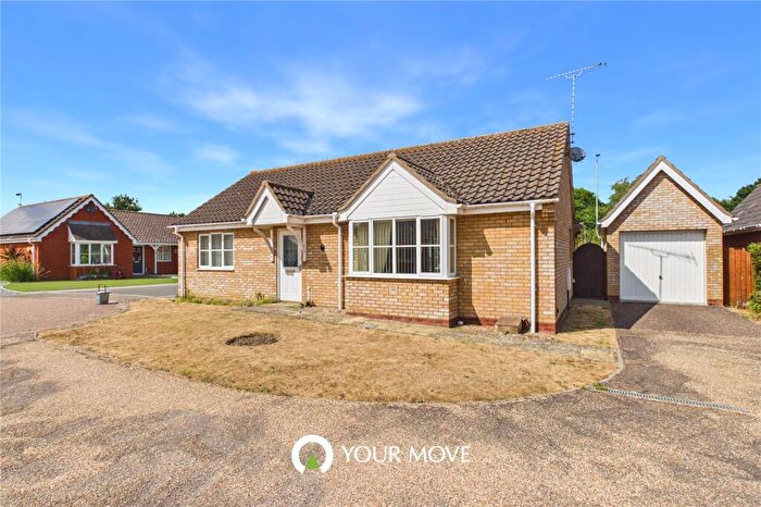 2 Bedroom Bungalow For Sale In The Homestead, Carlton Colville, Lowestoft, Suffolk, NR33