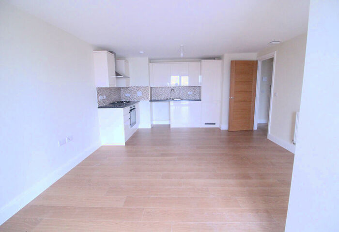1 Bedroom Flat To Rent In Charter House, Ilford, IG1