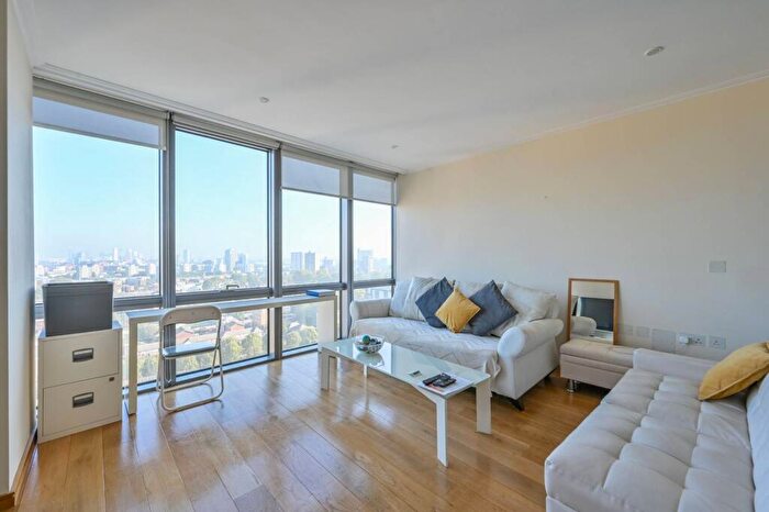 1 Bedroom Flat To Rent In West India Quay, Canary Wharf, London, E14