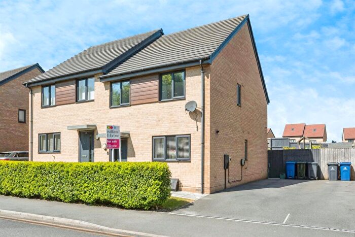 3 Bedroom Semi-Detached House For Sale In Roberts Road, Edlington, Doncaster, DN12