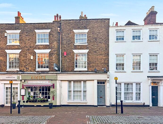 4 Bedroom Terraced House For Sale In North Street, Ashford, TN24