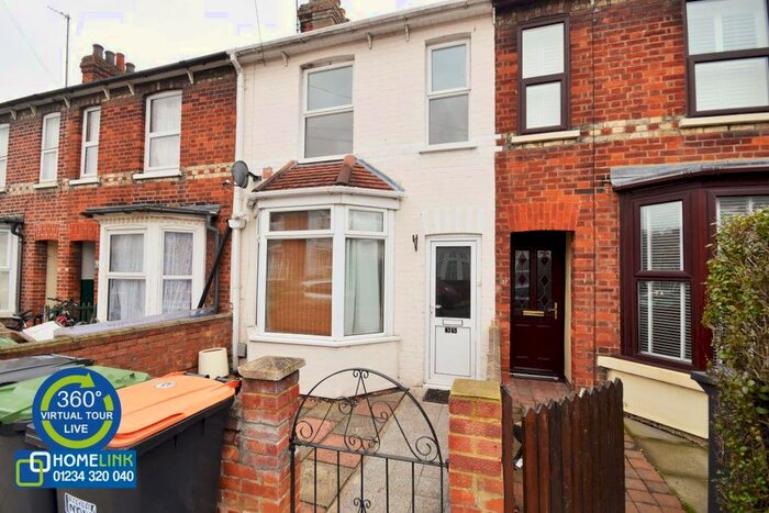 3 Bedroom Terraced House To Rent In Dunville Road, Bedford MK40