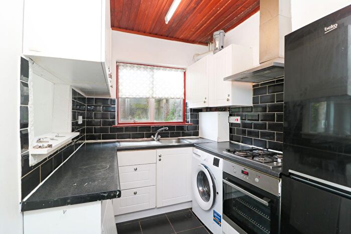 4 Bedroom Terraced House To Rent In Sevenoaks Road, London, SE4