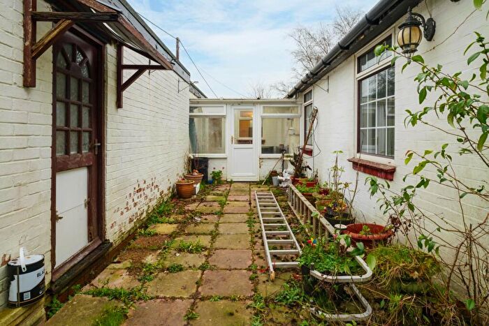 3 Bedroom Detached Bungalow For Sale In Agester Lane, Denton, Canterbury, CT4