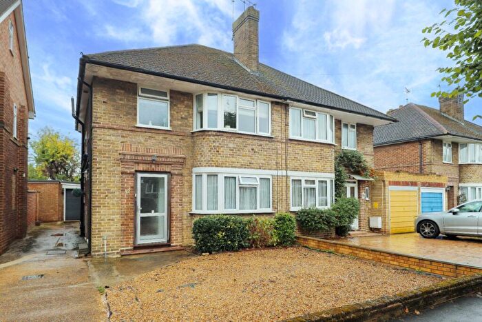 1 Bedroom Maisonette For Sale In St. Peters Close, Ruislip, HA4