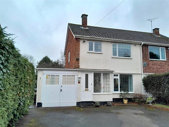 3 Bedroom Semi-Detached House For Sale In Digby Drive, Birmingham, West Midlands, B37
