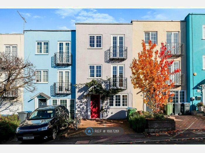 4 Bedroom Terraced House To Rent In Eaton Drive, Kingston Upon Thames, KT2