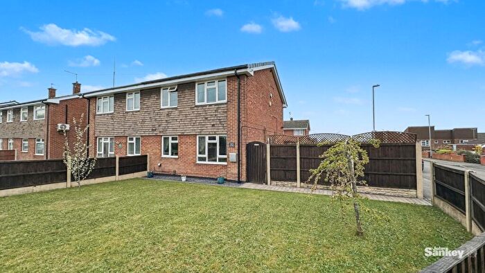 3 Bedroom Semi Detached House For Sale In Greensfields, Sutton-In-Ashfield, NG17
