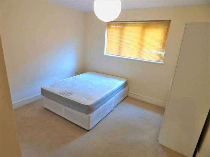 2 Bedroom Flat To Rent In Azure House, Buckfast Street, Shoreditch, E2