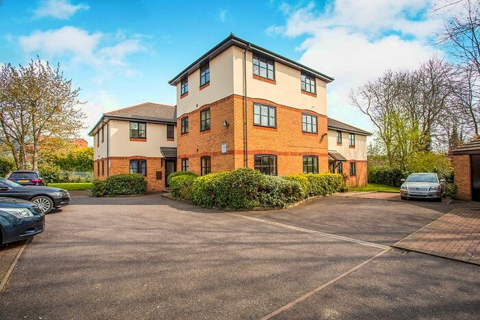 2 Bedroom Flat To Rent In The Scholars Ladys Close, Watford, WD18