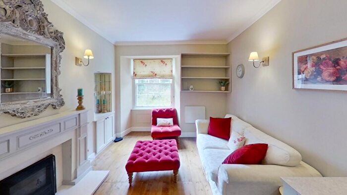 1 Bedroom Flat To Rent In Cumberland Street, Edinburgh, EH3