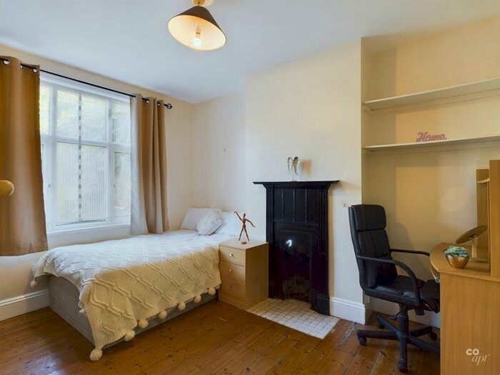 4 Bedroom Terraced House To Rent In Coombe Road, Brighton, BN2