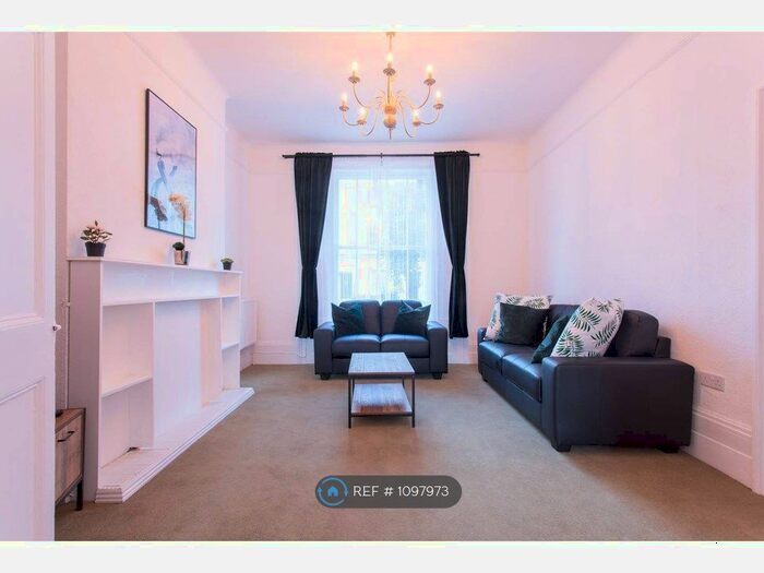 6 Bedroom Terraced House To Rent In Fentiman Road, London, SW8
