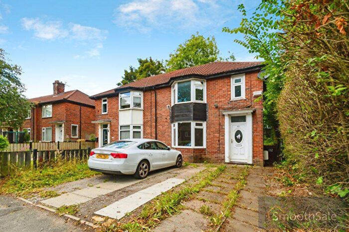 3 Bedroom Semi-Detached House For Sale In Moss Bank Way, Bolton, BL1