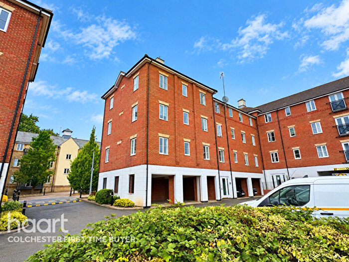 2 Bedroom Apartment For Sale In Bradford Drive, Colchester, CO4