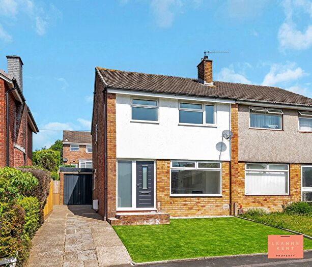 3 Bedroom Semi-Detached House For Sale In Lon-Y-Gors, Caerphilly, CF83