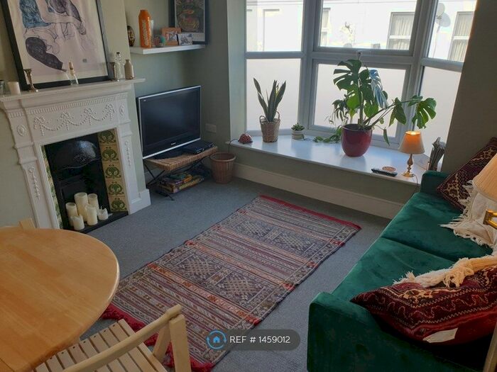 1 Bedroom Maisonette To Rent In Camden Road, Tunbridge Wells, TN1