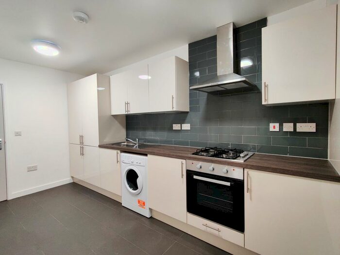 6 Bedroom Terraced House To Rent In Wycliffe Road, Norwich, NR4