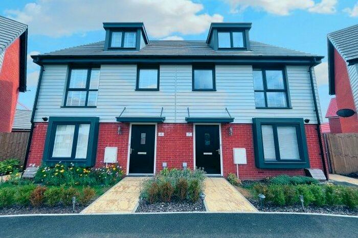 3 Bedroom Town House To Rent In Saffron Avenue, Wymondham, NR18