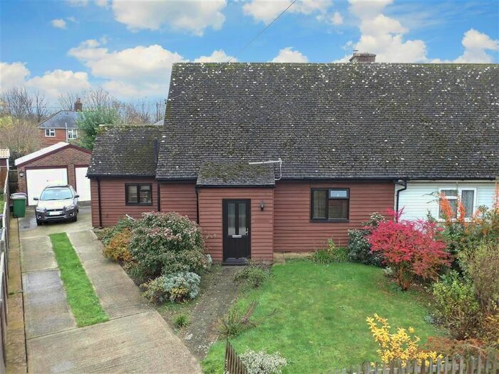 3 Bedroom Semi-Detached House For Sale In West Place, Brookland, Kent, TN29