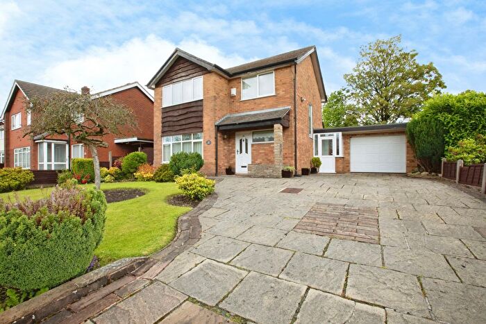 3 Bedroom Detached House For Sale In Grove Crescent, Chorley, PR6