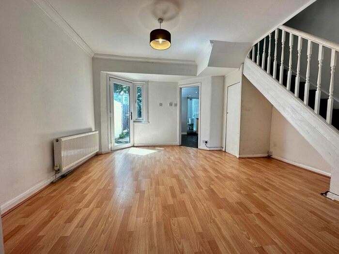 3 Bedroom Terraced House To Rent In Kingsfield Terrace, Priory Road, Dartford, DA1