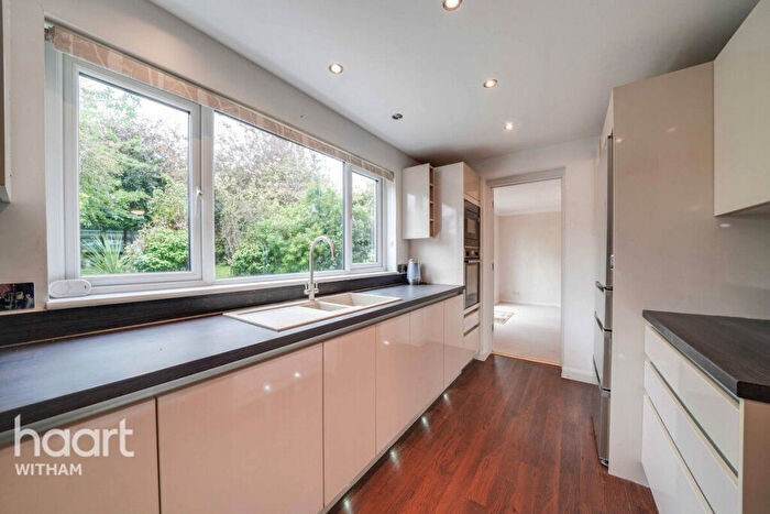4 Bedroom Detached House For Sale In Tithe Close, Witham, CM8