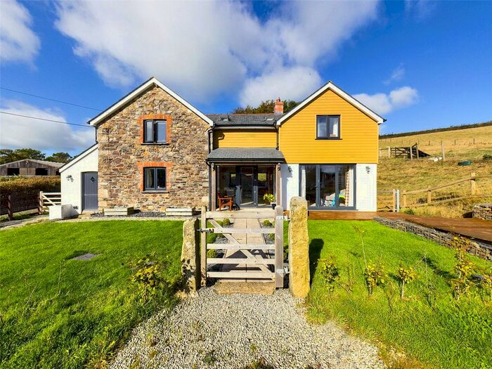 4 Bedroom Detached House To Rent In Tavistock Road, Okehampton, EX20