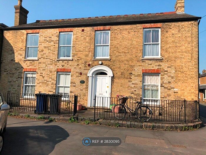 1 Bedroom Flat To Rent In High Street, Cottenham, Cambridge, CB24