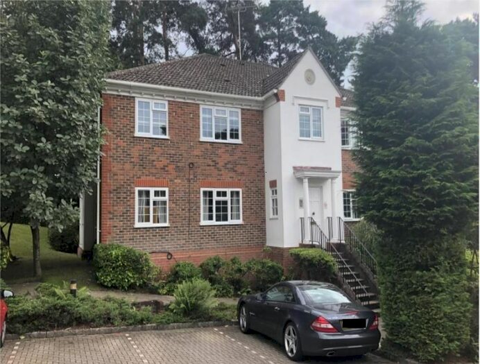 1 Bedroom Flat To Rent In Camberley, Surrey, GU15