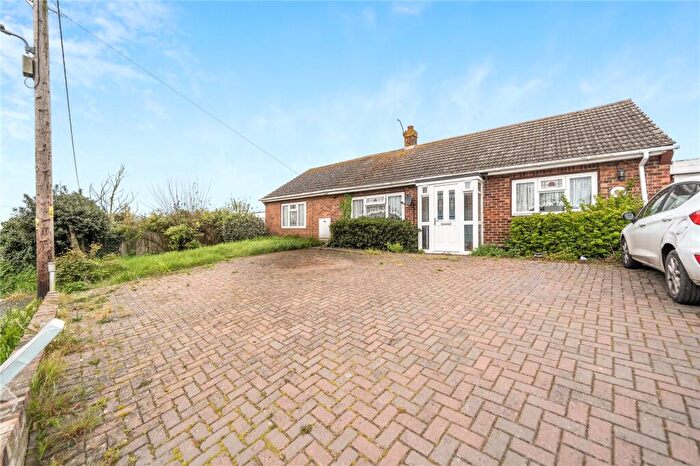 3 Bedroom Bungalow For Sale In Stoke Road, Allhallows, Rochester, ME3