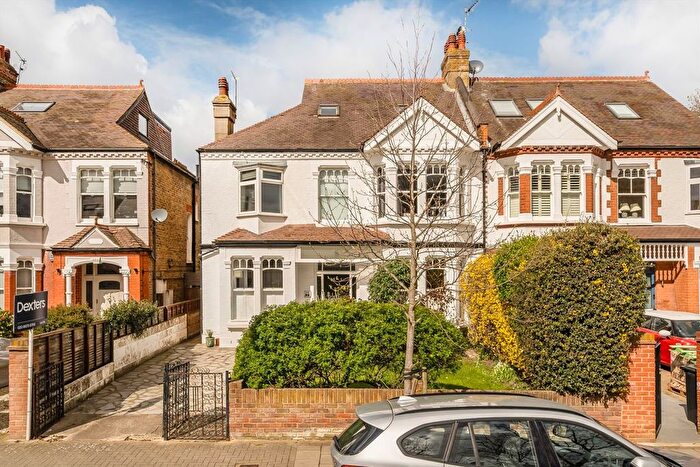 1 Bedroom Flat To Rent In Rodenhurst Road, Clapham South, SW4