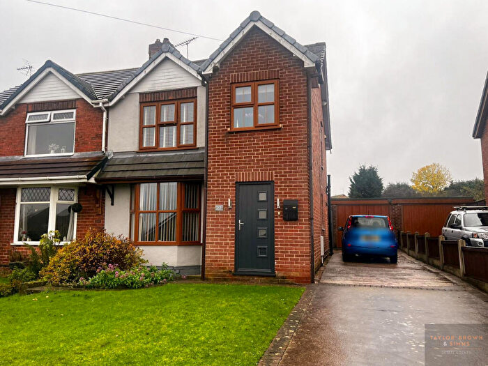 3 Bedroom Semi Detached House For Sale In Douglas Avenue, Heanor, Derbyshire, DE75