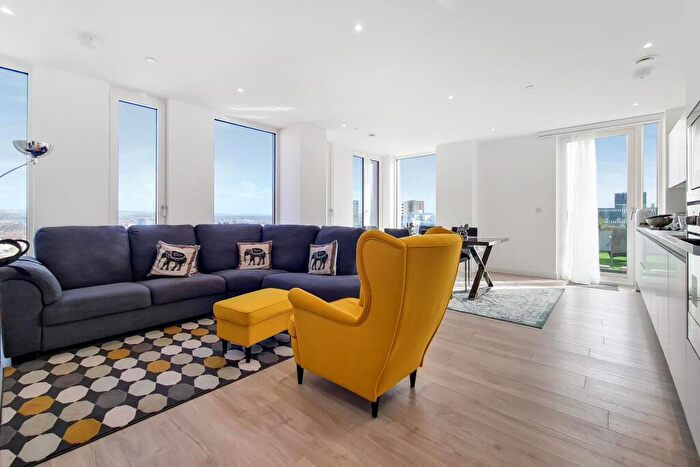 3 Bedroom Penthouse To Rent In College Road, Harrow, Middlesex., HA1