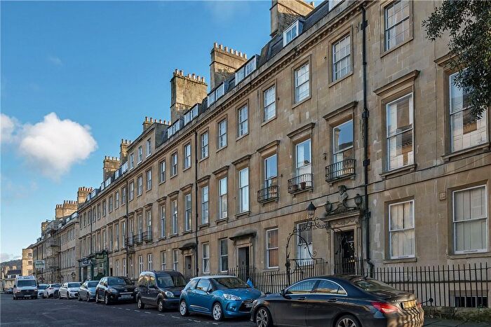 1 Bedroom Flat To Rent In Alfred Street, Bath, BA1