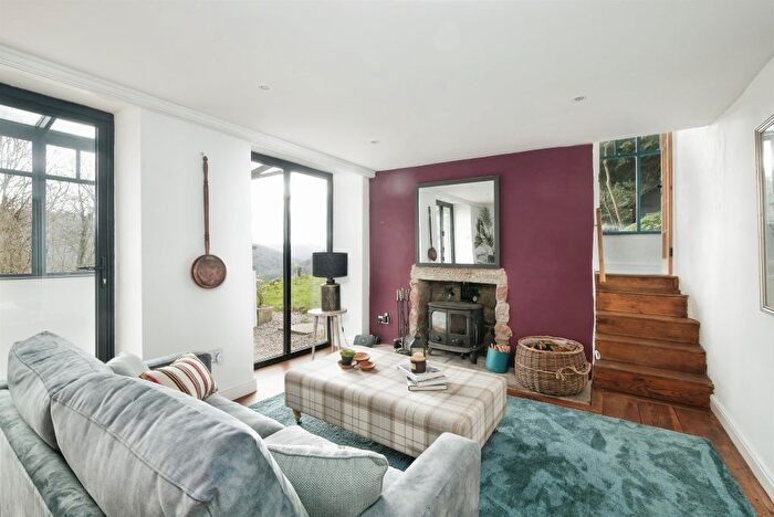 4 Bedroom Detached House For Sale In Sibrwd-Y-Coed, Llandogo, Monmouth, NP25
